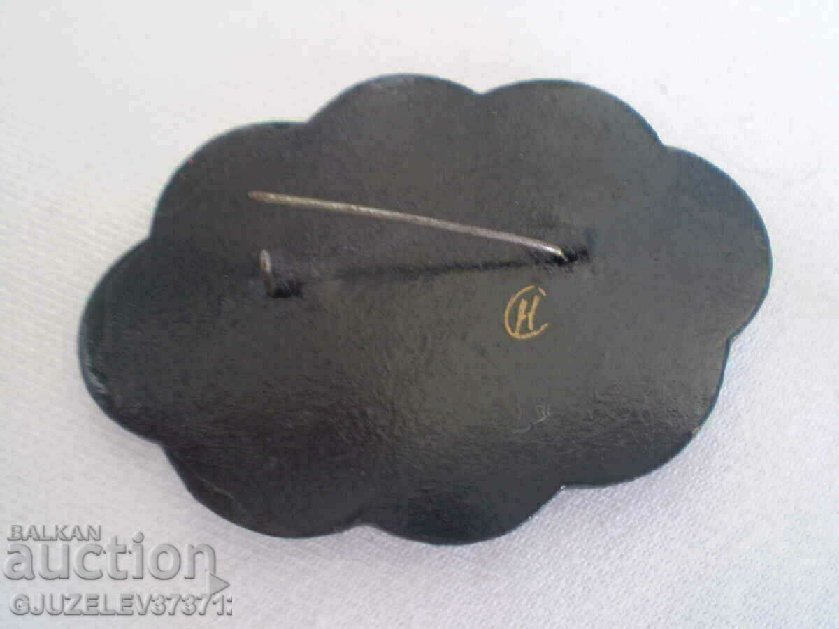 Master drawing brooch - hand painted USSR - 5 Master drawing brooch - hand painted USSR - 5