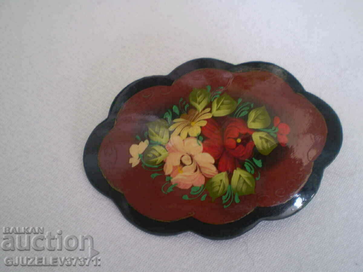 Master drawing brooch - hand painted USSR