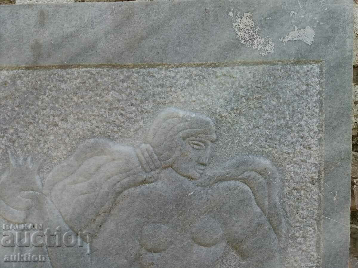 Auction UNIQUE MARBLE SLAB WITH A FIGURE OF A WOMAN BY HAND Auction UNIQUE MARBLE SLAB WITH A FIGURE OF A WOMAN BY HAND