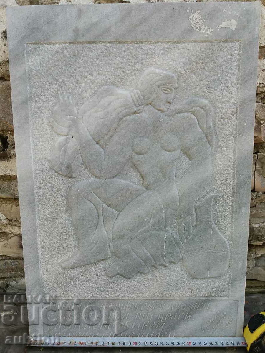 UNIQUE MARBLE SLAB WITH A FIGURE OF A WOMAN BY HAND
