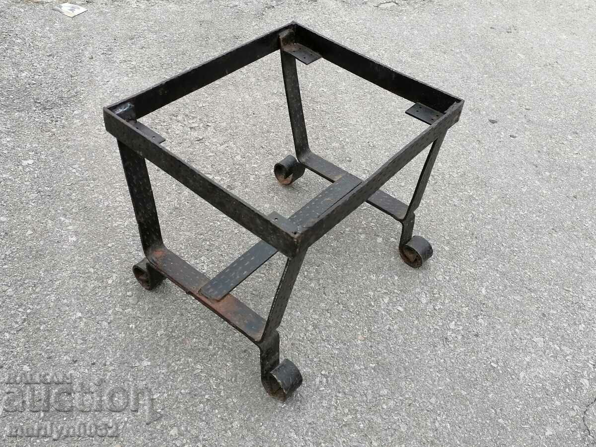 Wrought iron table without wrought iron top
