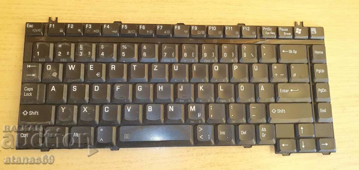 Laptop keyboard - electronic scrap #110