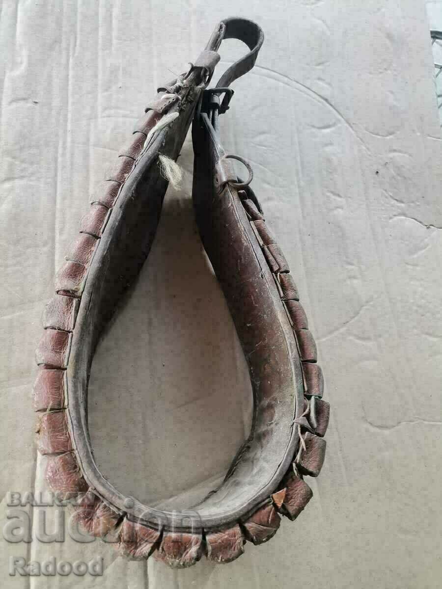 Patrondage old leather from the 50s with price 100.00 BGN | € 51.13 Patrondage old leather from the 50s with price 100.00 BGN | € 51.13