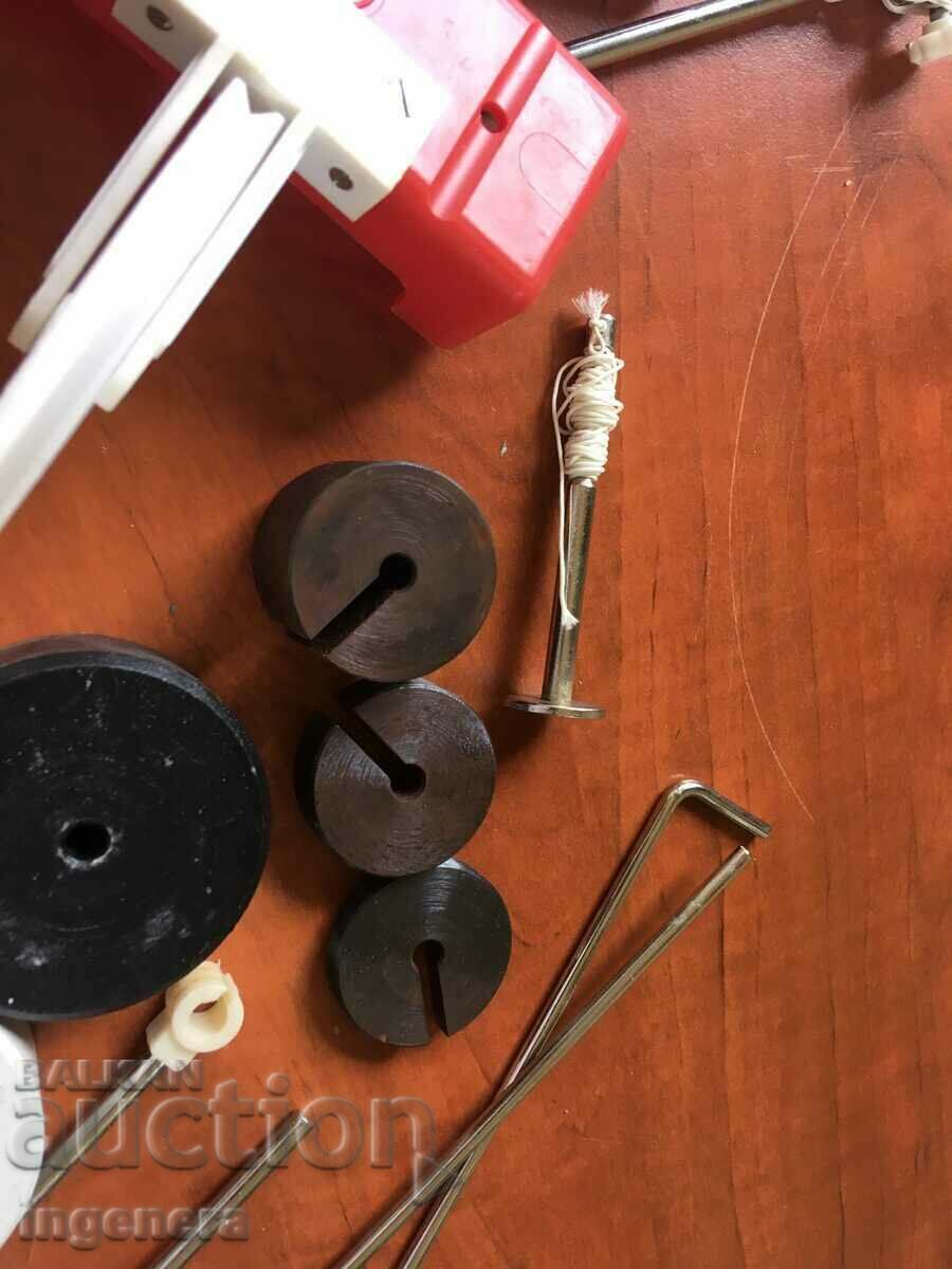 DEVICE FOR THE LAWS OF KINEMATICS COMPLETE SET - 5 DEVICE FOR THE LAWS OF KINEMATICS COMPLETE SET - 5