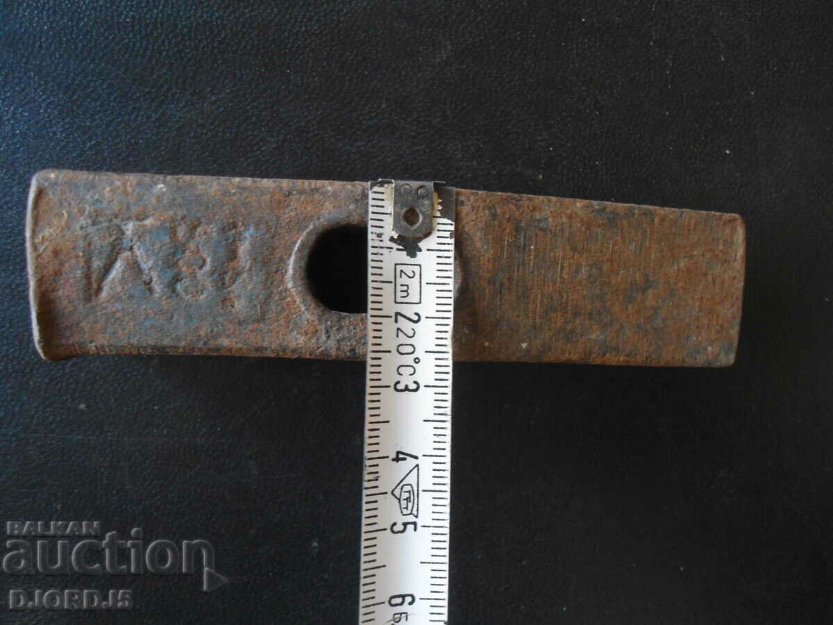 Old hammer, highlighted - 5 Old hammer, highlighted - 5