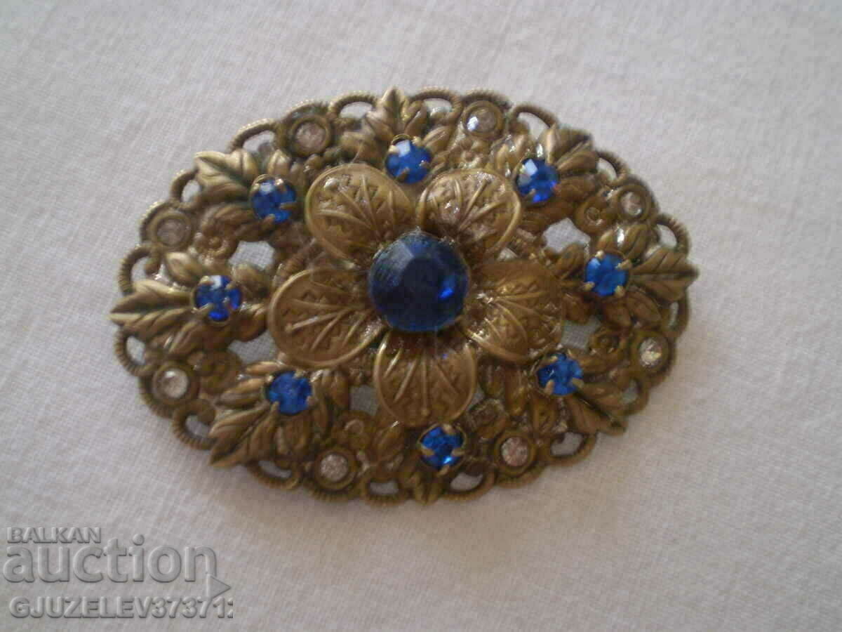 Old Ladies' Brooch with blue zircons Old Ladies' Brooch with blue zircons