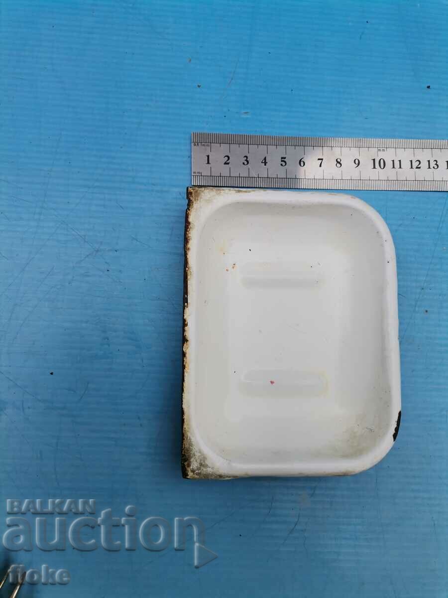 Old enamel soap dish with price 6.00 BGN | € 3.07 Old enamel soap dish with price 6.00 BGN | € 3.07