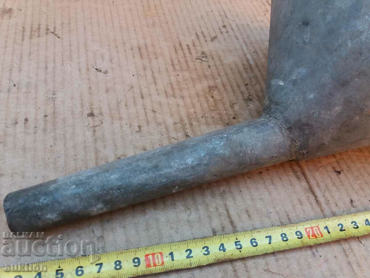 Auction SOLID METAL FUNNEL WITH BRUSH Auction SOLID METAL FUNNEL WITH BRUSH