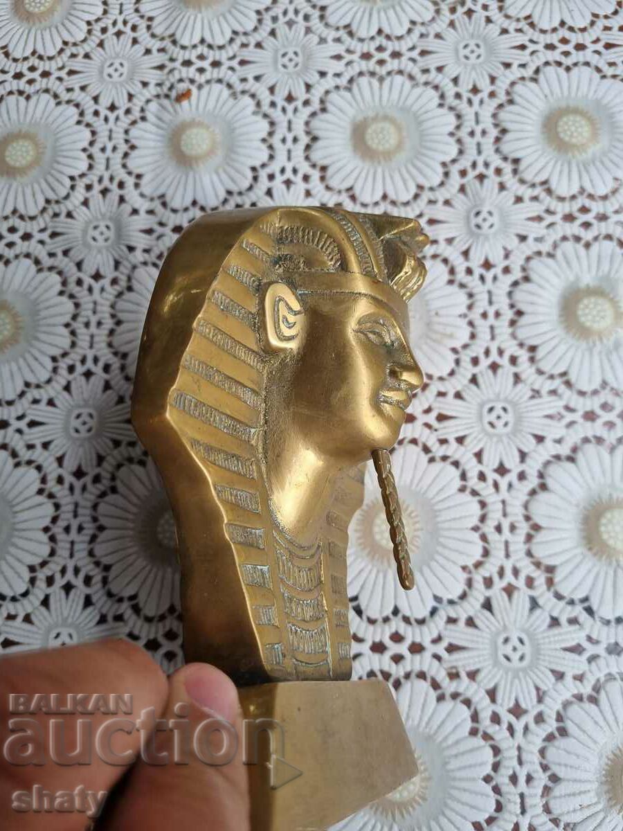 Delivery of Brass figure. Egyptian sculpture