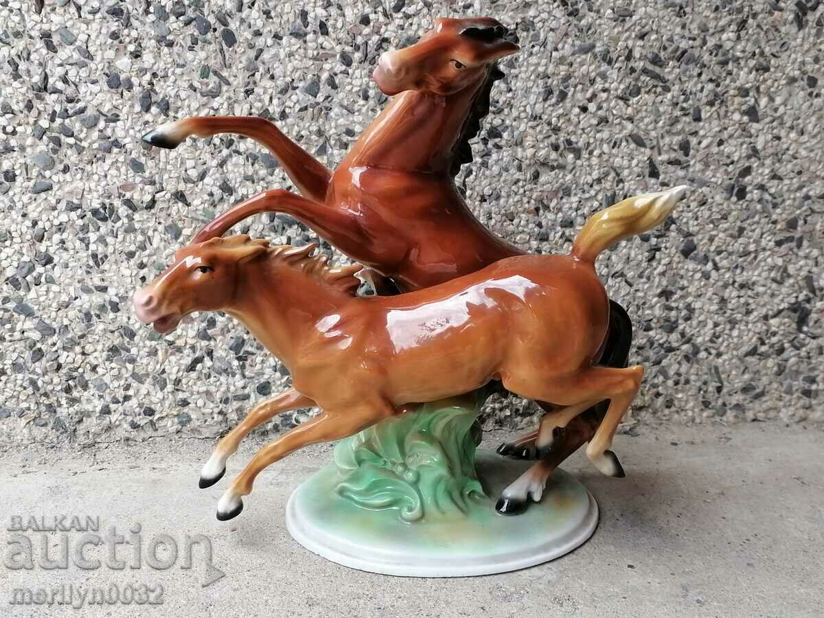 Πορσελάνινο αγαλματίδιο παλιές φιγούρες πορσελάνινη φιγούρα με τιμή 175.00 BGN | € 89.48