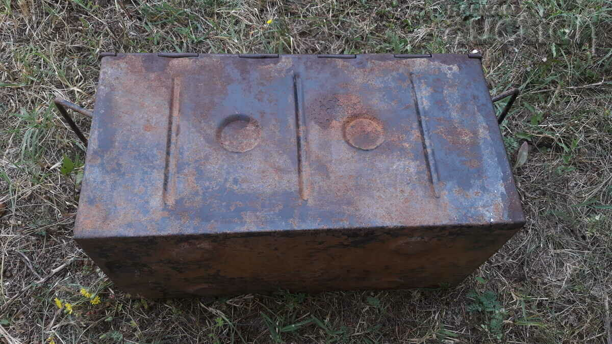 Delivery of military box crate Germany WW2 WWII RRR Delivery of military box crate Germany WW2 WWII RRR
