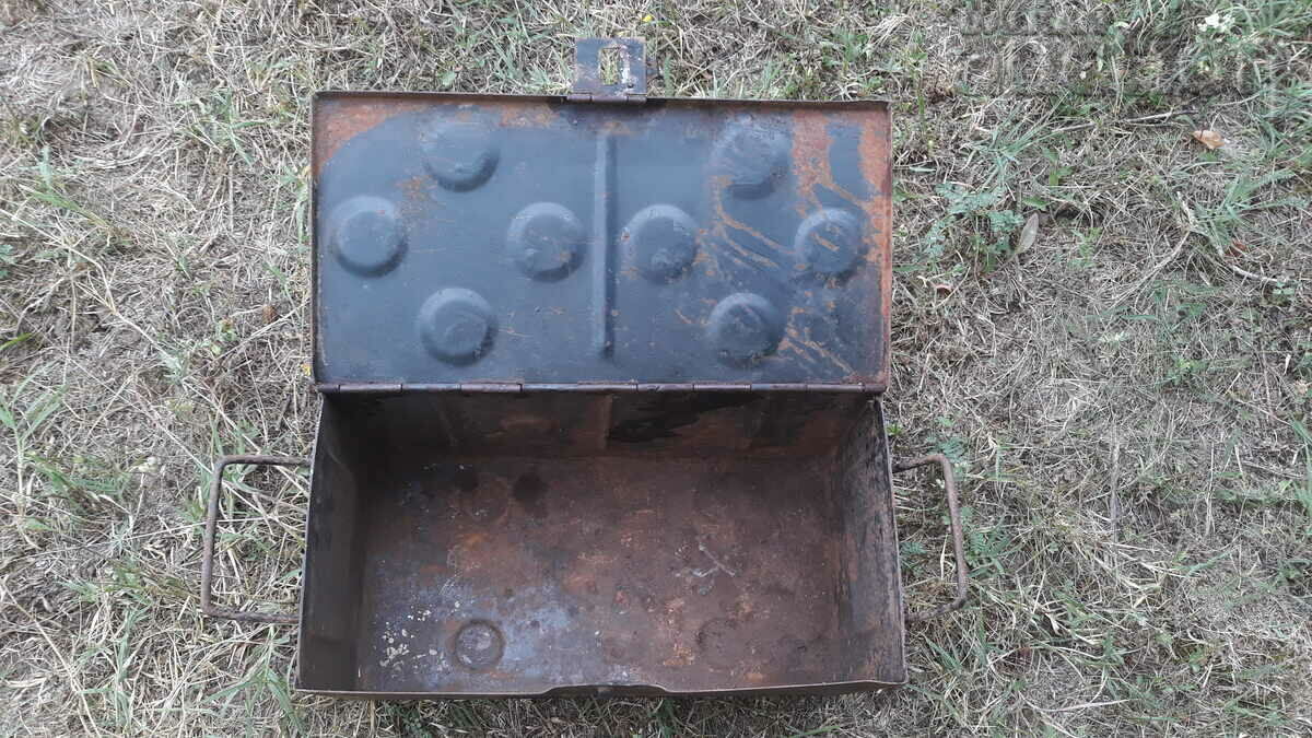 military box crate Germany WW2 WWII RRR - 5 military box crate Germany WW2 WWII RRR - 5