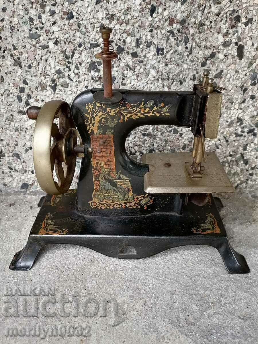 German Children's Tin Toy Sewing Machine WORKS - 6 German Children's Tin Toy Sewing Machine WORKS - 6