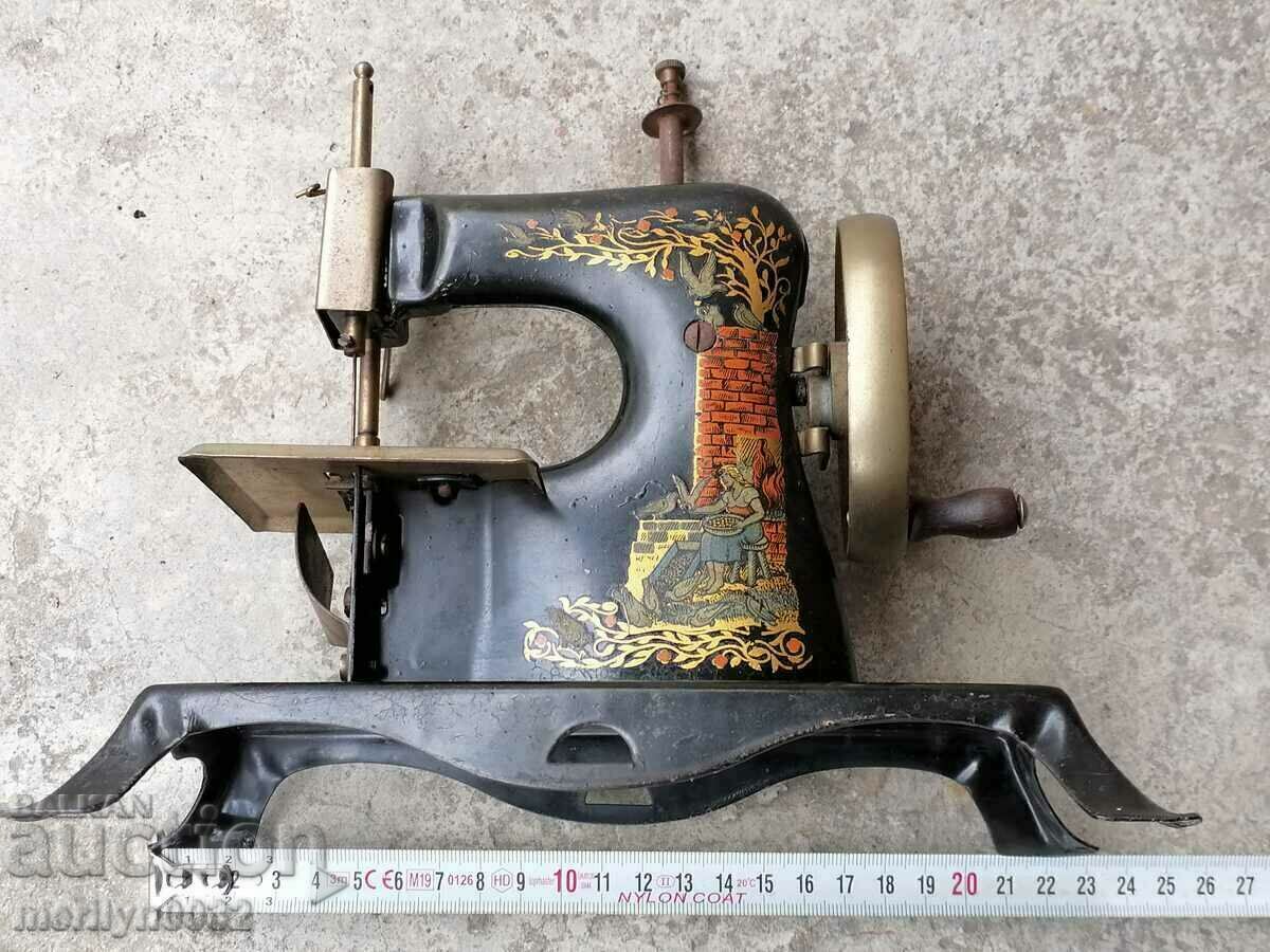 German Children's Tin Toy Sewing Machine WORKS - 7 German Children's Tin Toy Sewing Machine WORKS - 7