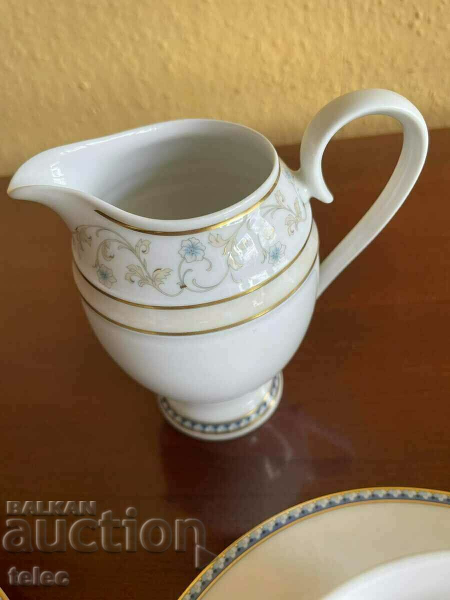 Auction Fine German vintage 6-piece service Auction Fine German vintage 6-piece service