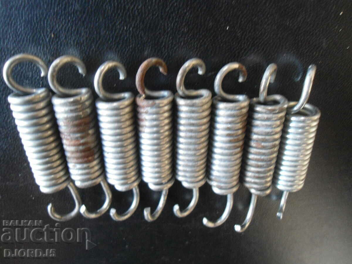 Auction Old springs 8 pieces Auction Old springs 8 pieces