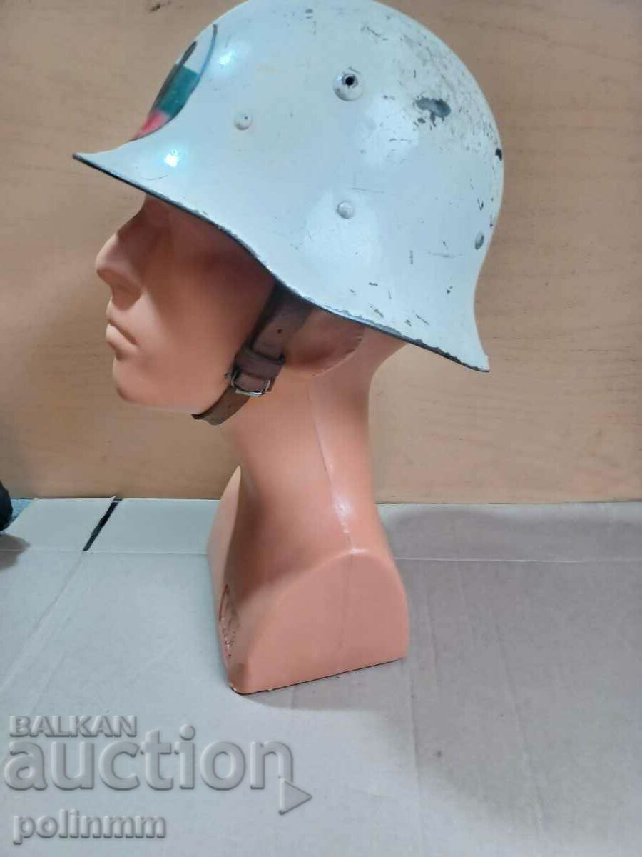 Cască de colecționar cu preț 100.00 BGN | € 51.13