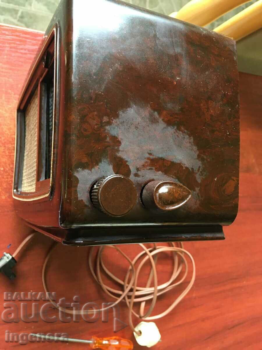 Licitație RADIO BACHELIT VECHI Licitație RADIO BACHELIT VECHI