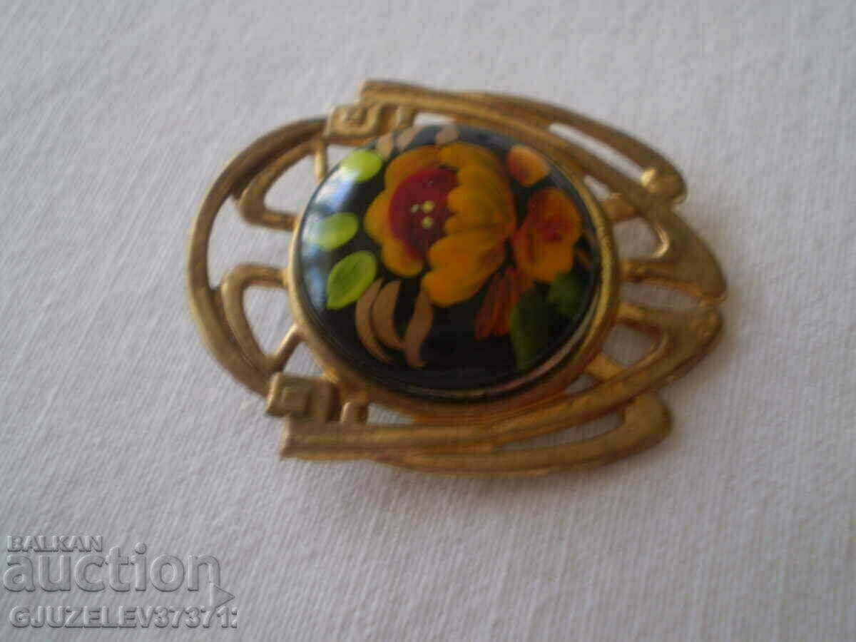 USSR RETRO BROOCH HAND PAINTED with price 21.00 BGN | € 10.74 USSR RETRO BROOCH HAND PAINTED with price 21.00 BGN | € 10.74