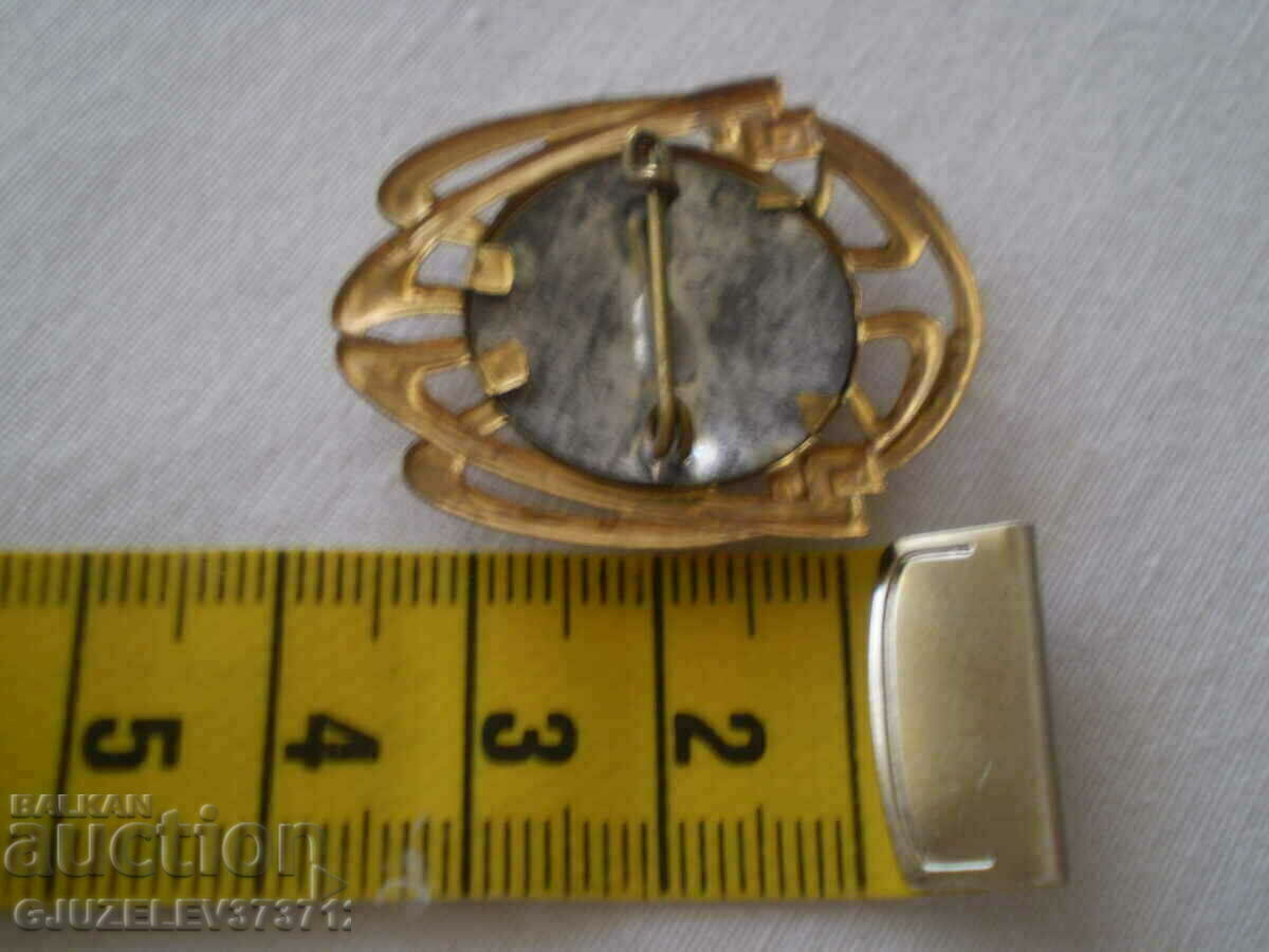 Auction USSR RETRO BROOCH HAND PAINTED Auction USSR RETRO BROOCH HAND PAINTED