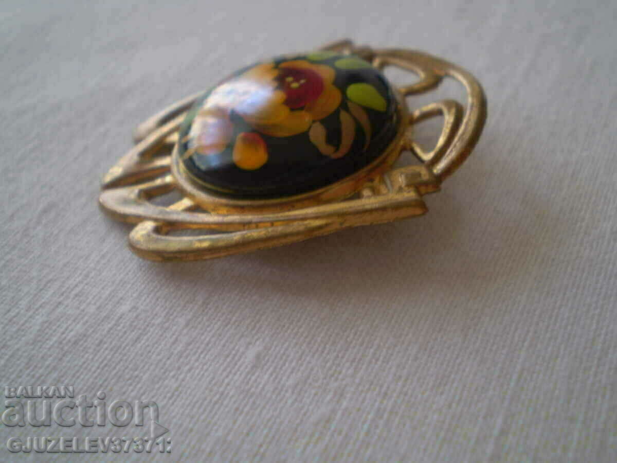Delivery of USSR RETRO BROOCH HAND PAINTED Delivery of USSR RETRO BROOCH HAND PAINTED