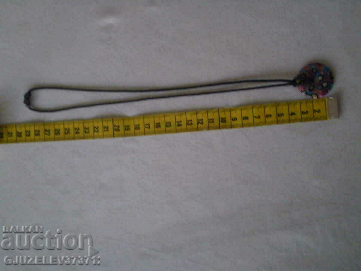 Colier lucrat manual din sticla originala de Murano cu preț € 10.23 | 20.01 BGN