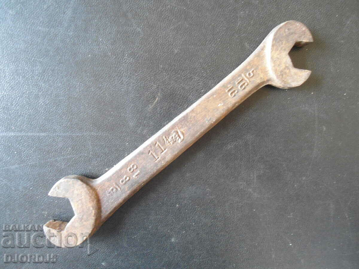 Old key 16-18, markings