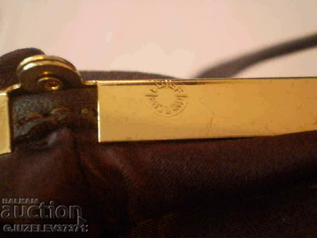 Auction English Dark Brown Antique Leather Bag Auction English Dark Brown Antique Leather Bag