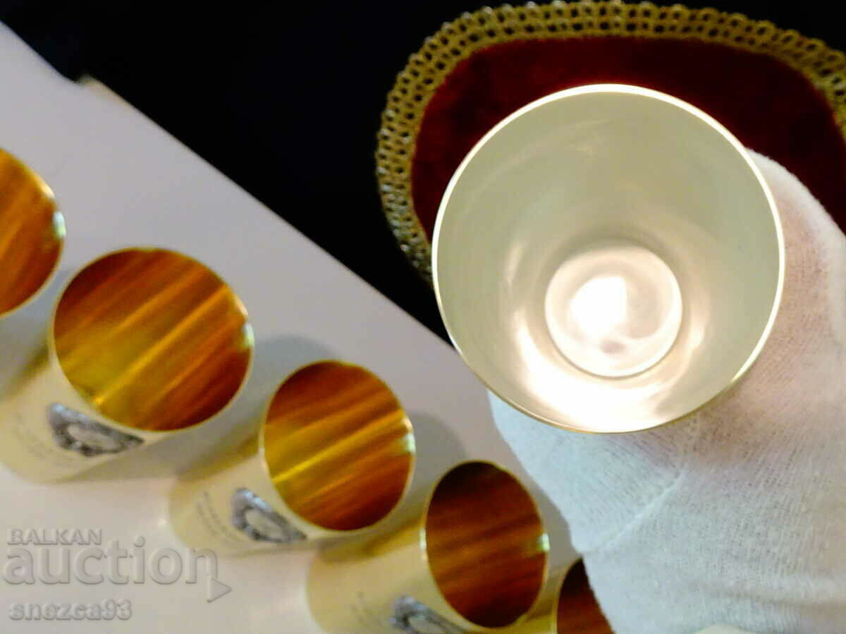 Bronze wine cup 250 ml., silver-plated inside with price 18.00 BGN | € 9.20 Bronze wine cup 250 ml., silver-plated inside with price 18.00 BGN | € 9.20