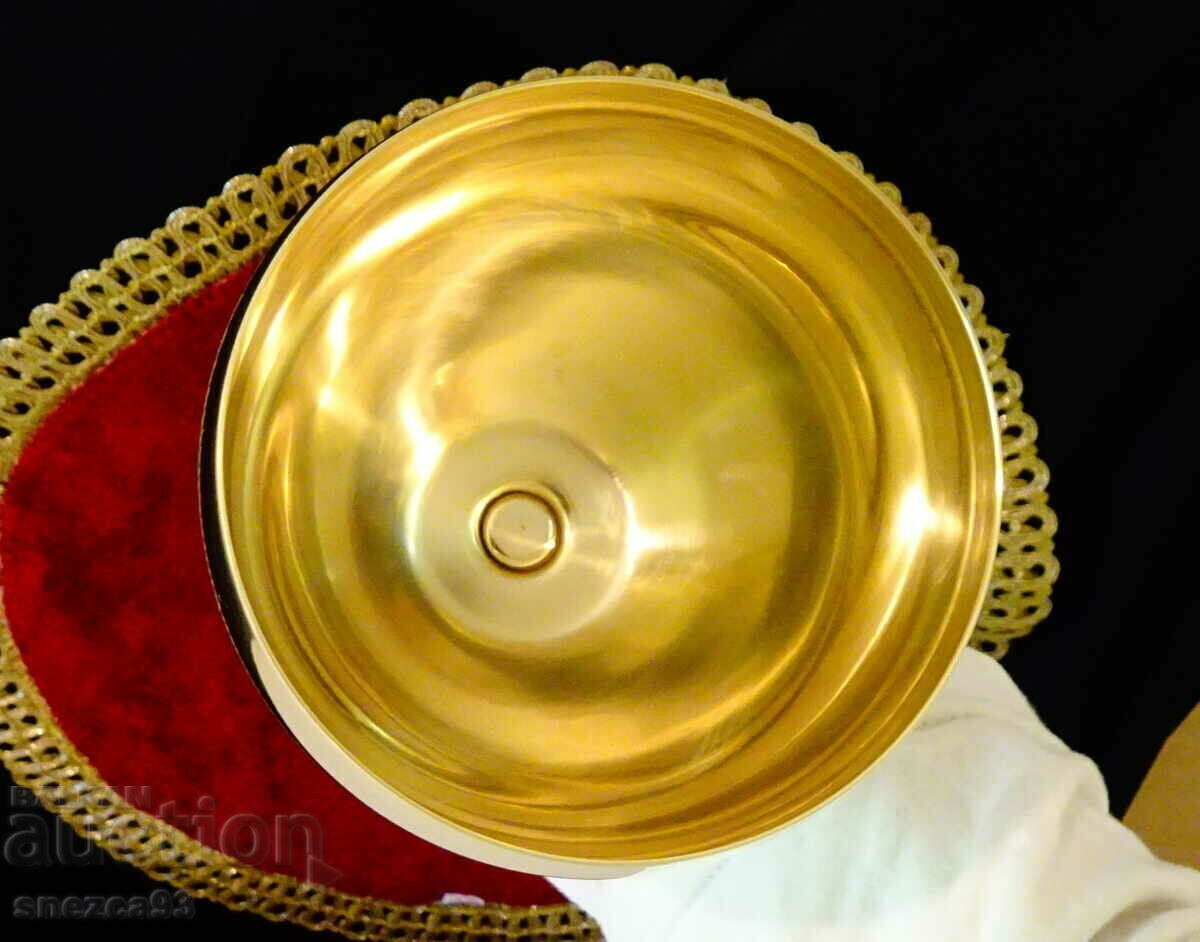 Auction  German goblet, brass mug 15 cm.