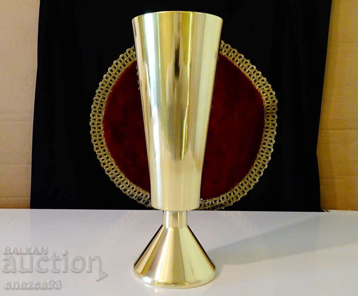 Auction  Bronze Chalice Challenge, cup, mug 1 liter