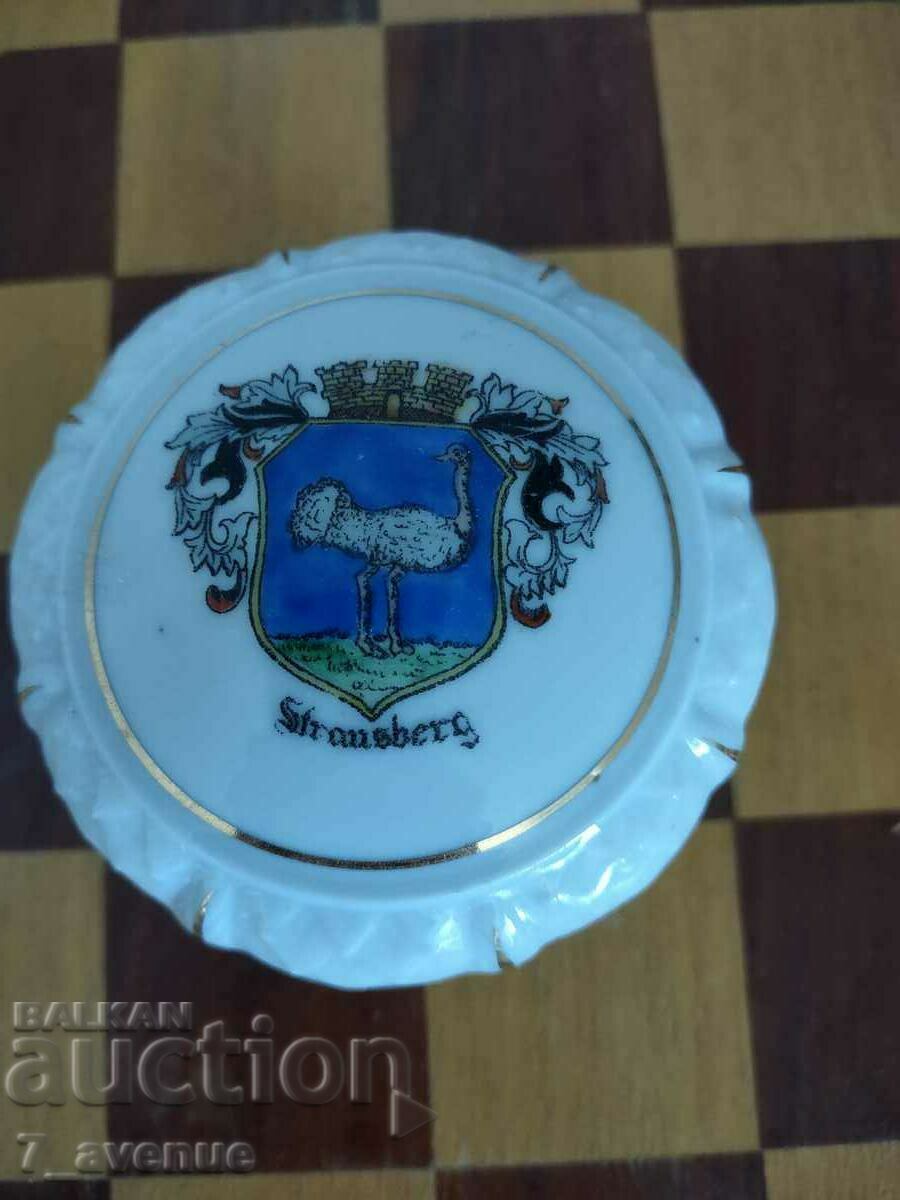 Delivery of very old german porcelain handmade Delivery of very old german porcelain handmade