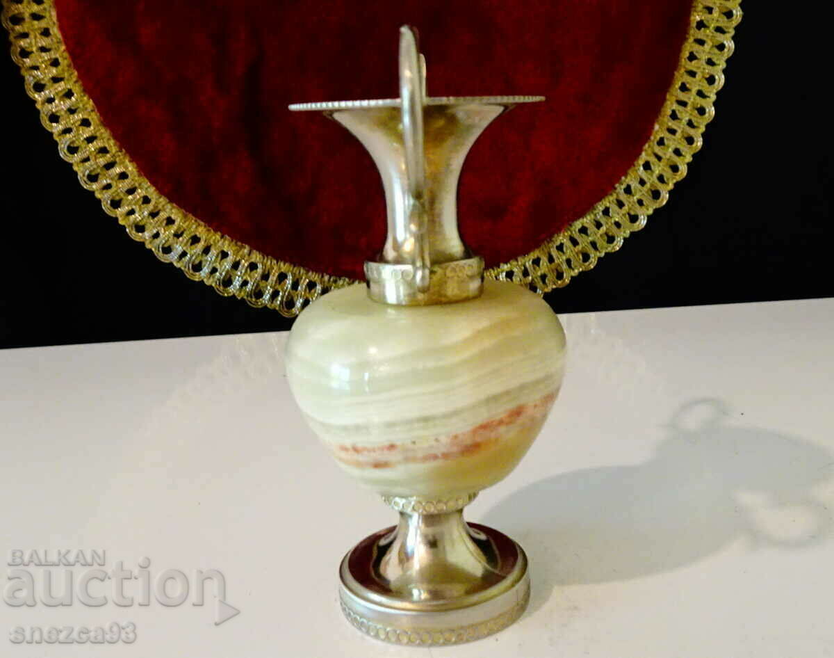 Amphora, vase, candlestick, onyx. with price 19.00 BGN | € 9.71 Amphora, vase, candlestick, onyx. with price 19.00 BGN | € 9.71