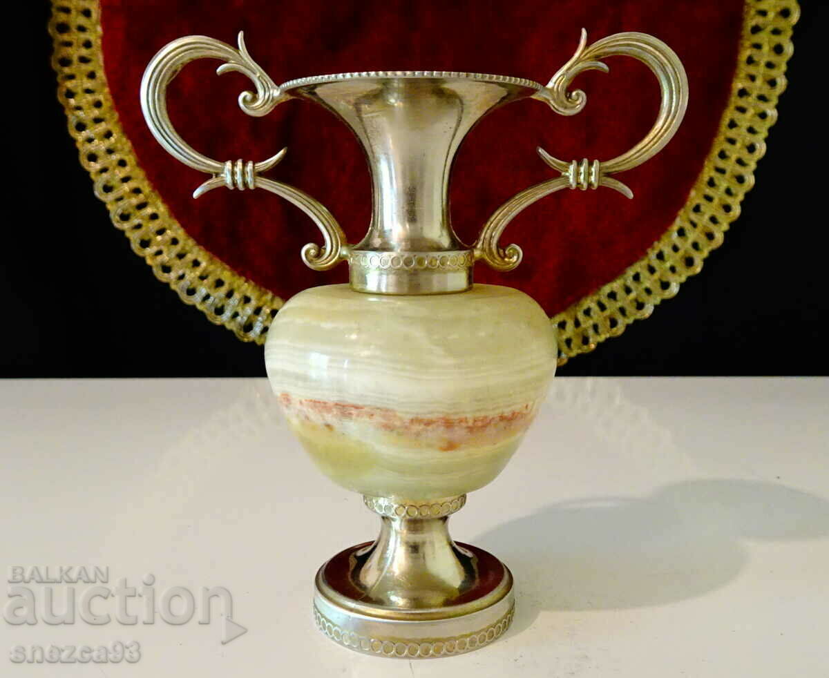 Amphora, vase, candlestick, onyx.
