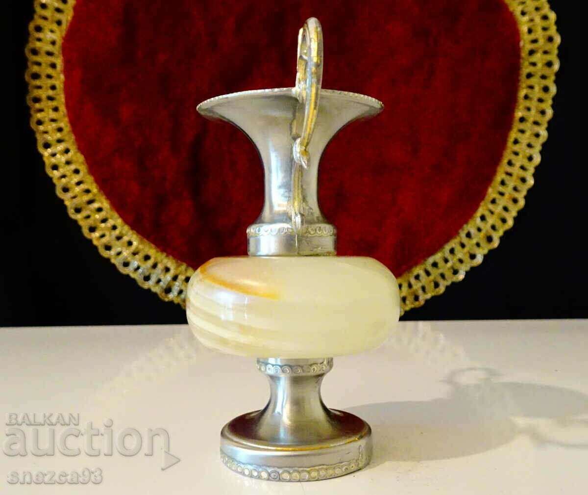 Silver-plated amphora, vase, candlestick, white onyx. with price 19.00 BGN | € 9.71 Silver-plated amphora, vase, candlestick, white onyx. with price 19.00 BGN | € 9.71