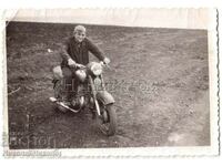 OLD PHOTO MAN WITH MOTORCYCLE B704