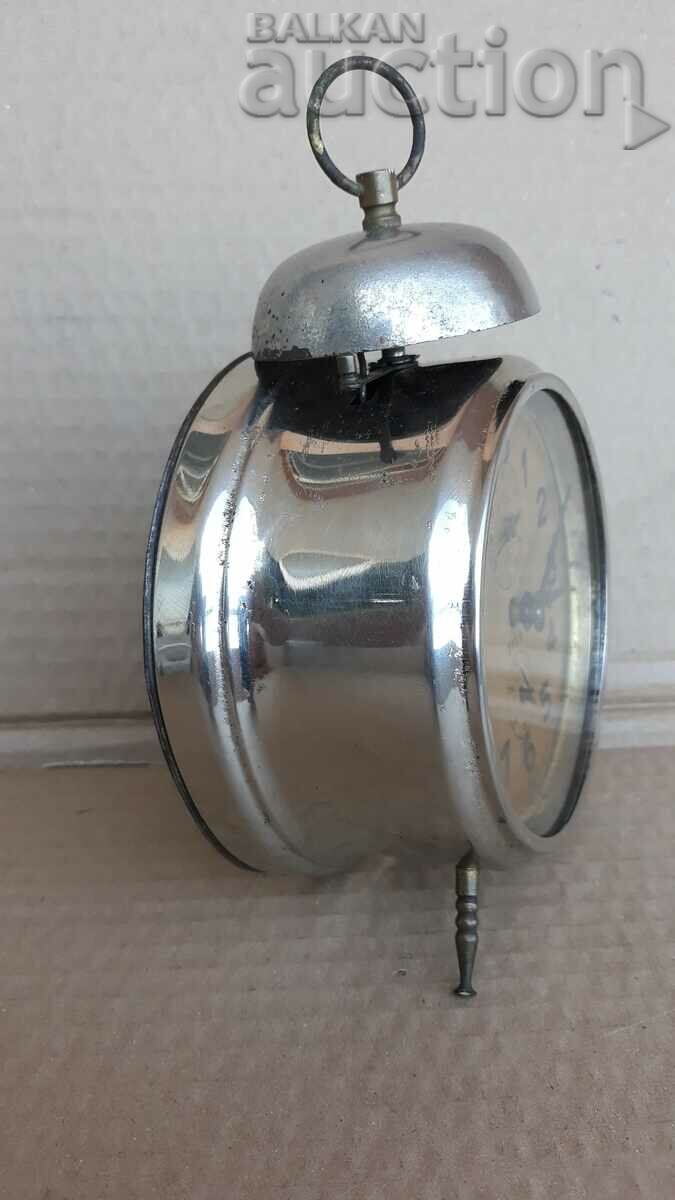 Delivery of VIVA Foreign Vintage alarm clock from the 1930s working RRRR Delivery of VIVA Foreign Vintage alarm clock from the 1930s working RRRR