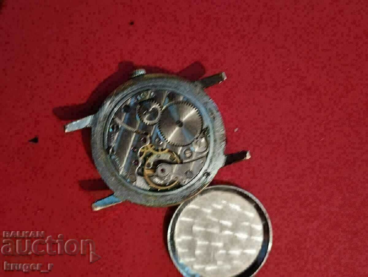 Часовник ЗИМ - 6