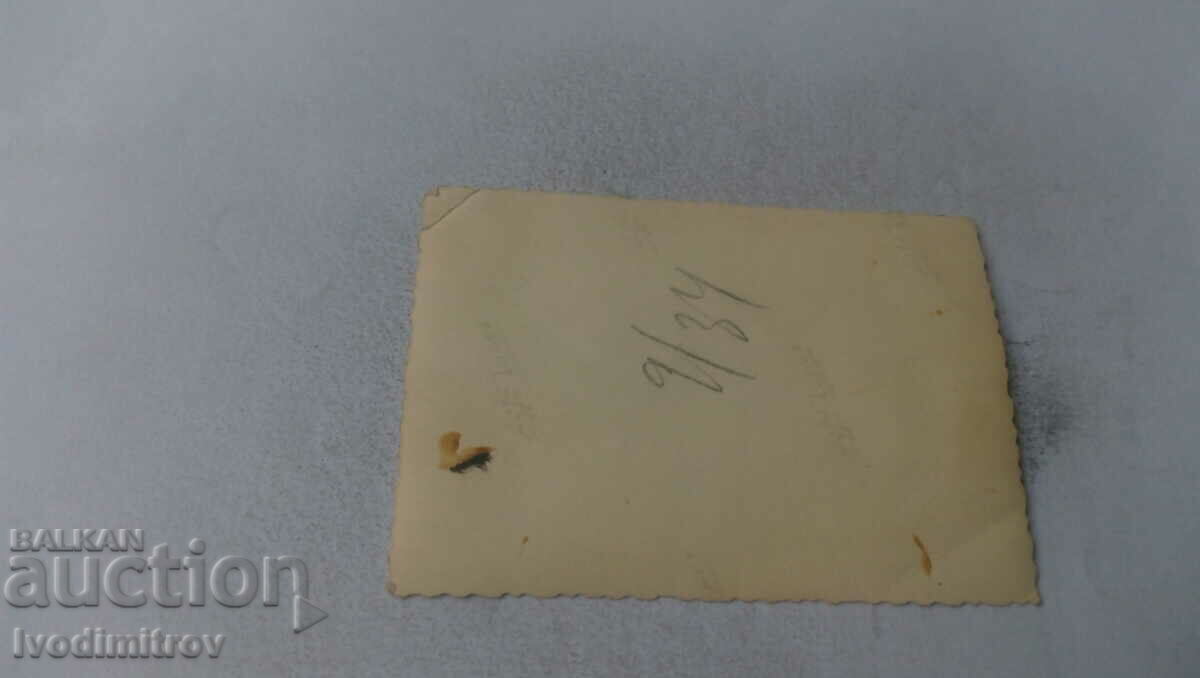 Photo Young men and women in front of a hut with price 1.45 BGN | € 0.74 Photo Young men and women in front of a hut with price 1.45 BGN | € 0.74