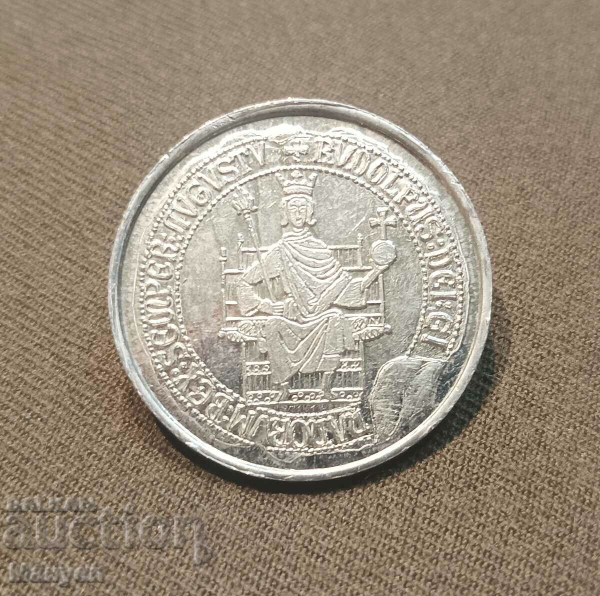 Auction A beautiful plaque. Auction A beautiful plaque.