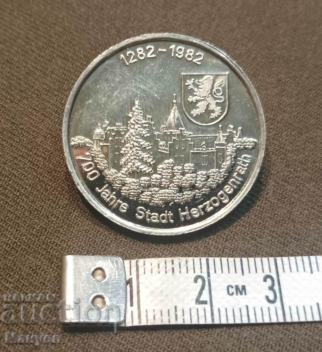 A beautiful plaque. with price 9.00 BGN | € 4.60 A beautiful plaque. with price 9.00 BGN | € 4.60