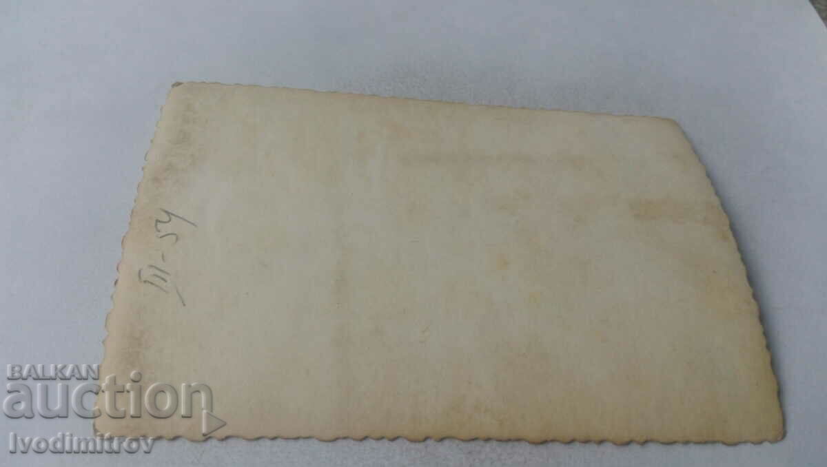 Photo A young man and two girls at a wedding with price 1.45 BGN | € 0.74 Photo A young man and two girls at a wedding with price 1.45 BGN | € 0.74