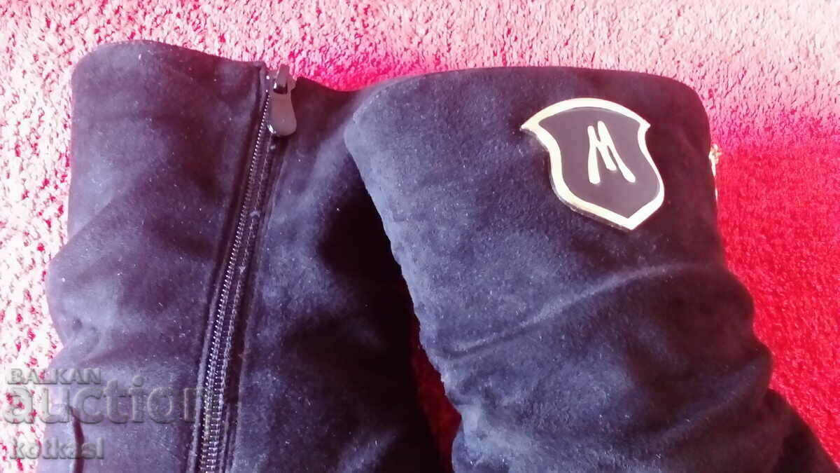 Δημοπρασία Γυναικεία παπούτσια Μπότες νούμερο 39 Δημοπρασία Γυναικεία παπούτσια Μπότες νούμερο 39