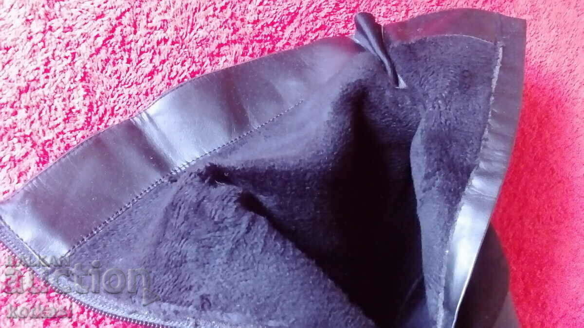 Παράδοση Γυναικεία παπούτσια Μπότες νούμερο 39 Παράδοση Γυναικεία παπούτσια Μπότες νούμερο 39