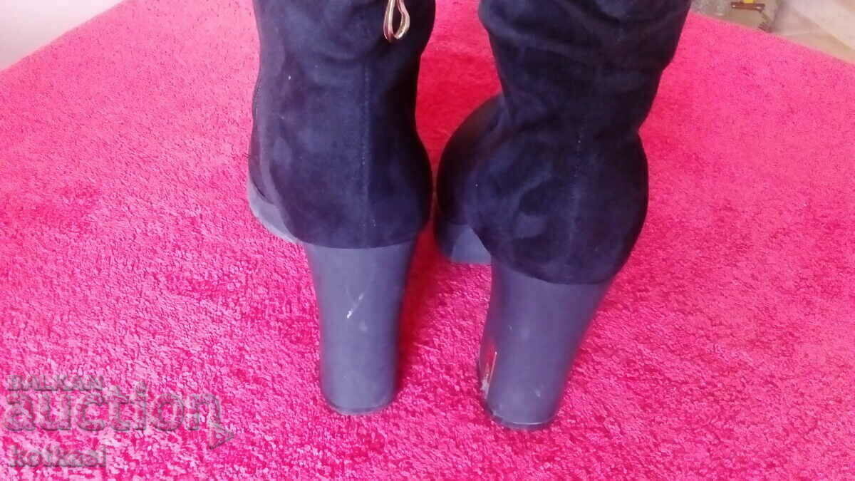 Γυναικεία παπούτσια Μπότες νούμερο 39 - 5 Γυναικεία παπούτσια Μπότες νούμερο 39 - 5