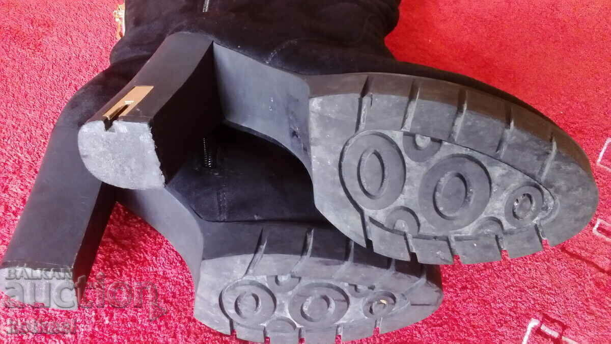 Γυναικεία παπούτσια Μπότες νούμερο 39 - 7 Γυναικεία παπούτσια Μπότες νούμερο 39 - 7