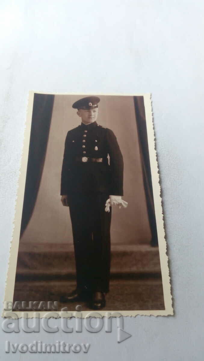 Снимка Млад мъж във военна униформа 1941