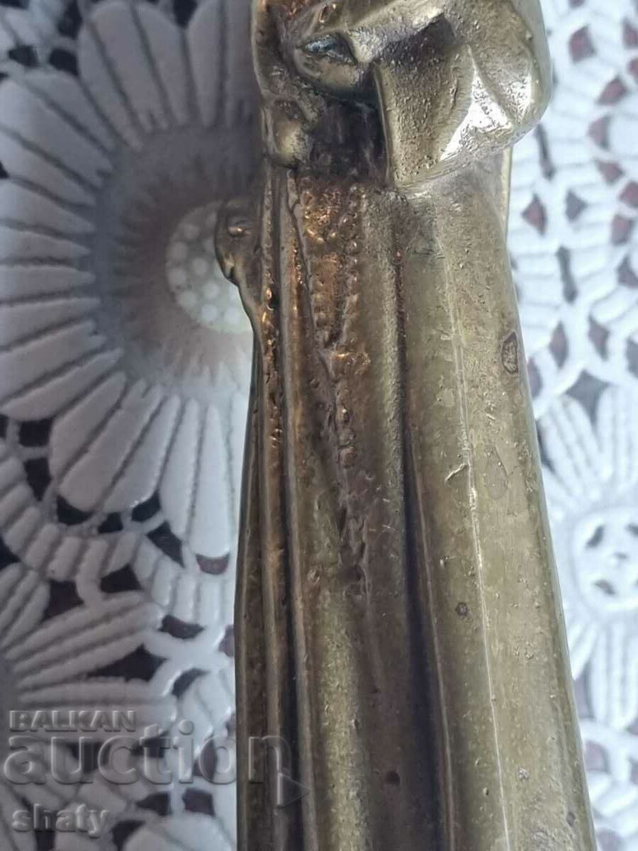 Bronze figure. - 6 Bronze figure. - 6