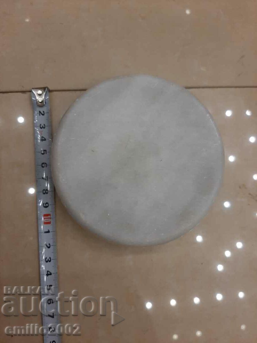 Marble ashtray retro soc Mineral souvenir with price 9.00 BGN | € 4.60 Marble ashtray retro soc Mineral souvenir with price 9.00 BGN | € 4.60