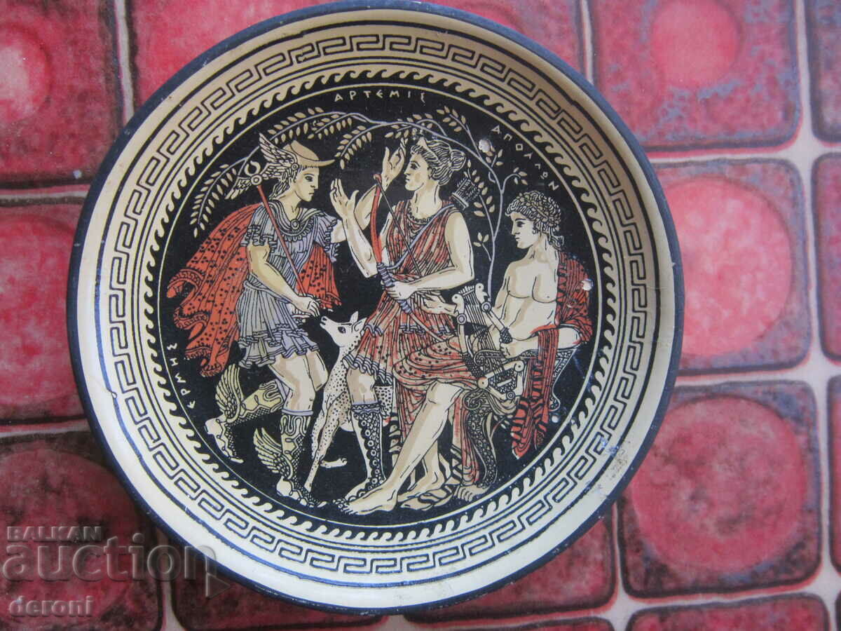 A great ceramic wall plate with price 10.00 BGN | € 5.11 A great ceramic wall plate with price 10.00 BGN | € 5.11